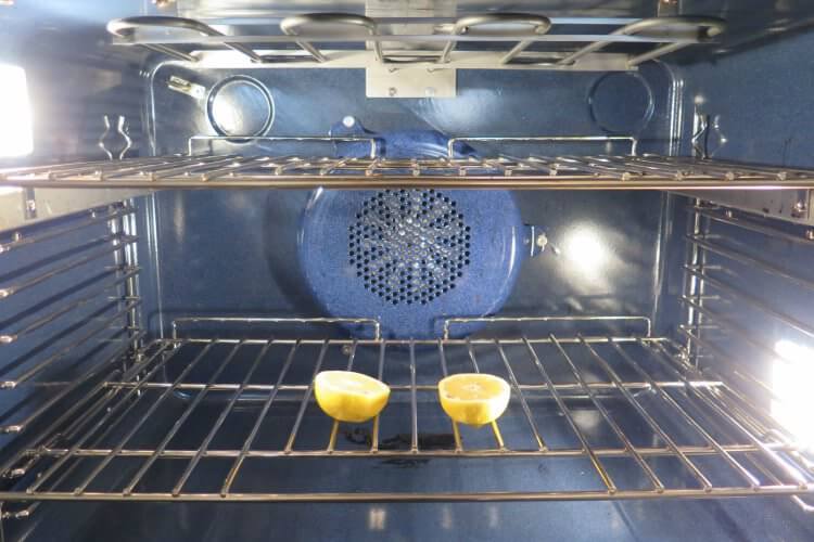 Citroen in de oven