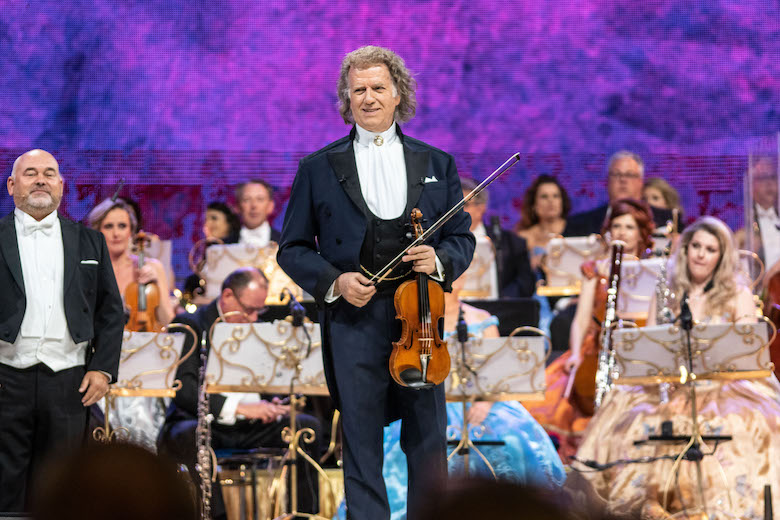 Gastoptreden van 15-jarige Emma bij André Rieu gaat viraal