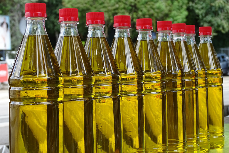 Je hebt je hele leven olijfolie verkeerd uit de fles geschonken, wist je niet hè?