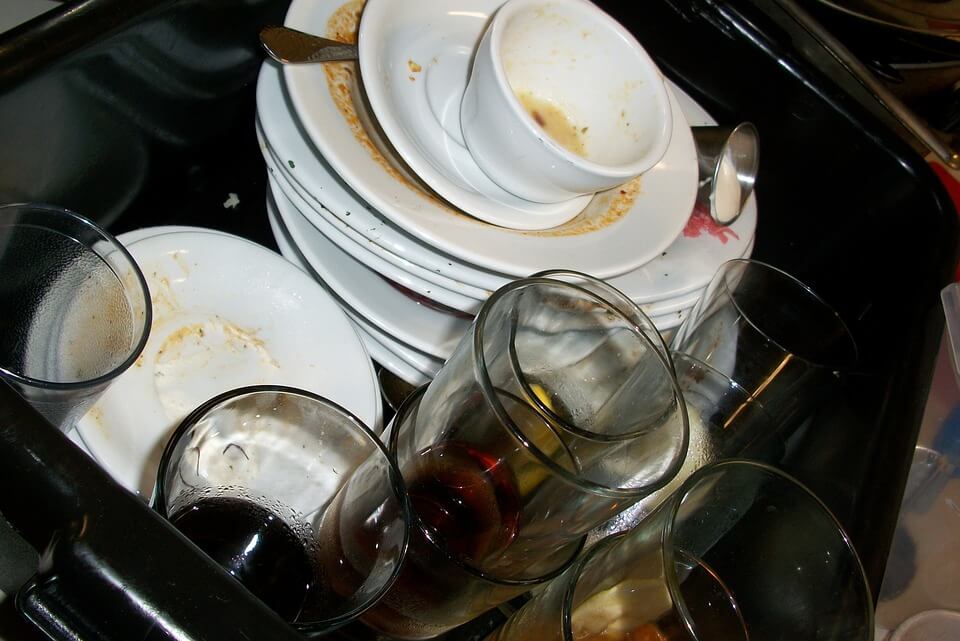 5 schoonmaakfouten die de smaak van je eten verpesten