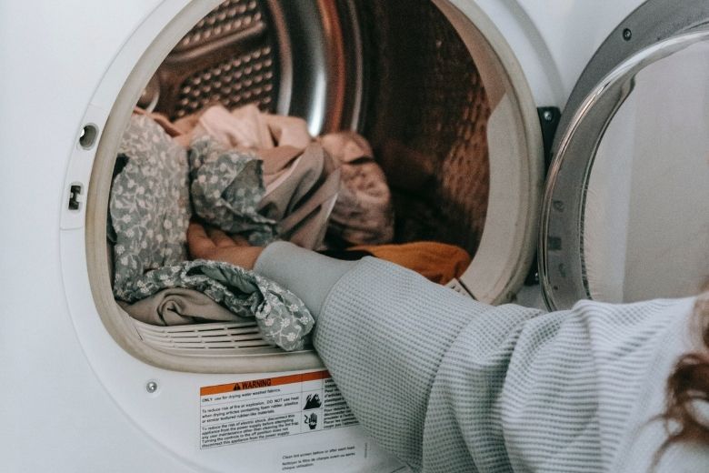 Blijkbaar werkt je wasmachine het best als je 'm zo vol mogelijk doet