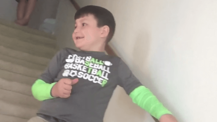 VIDEO: moeder vertelt aan haar zoontje dat zijn kanker weg is en zijn reactie is prachtig!