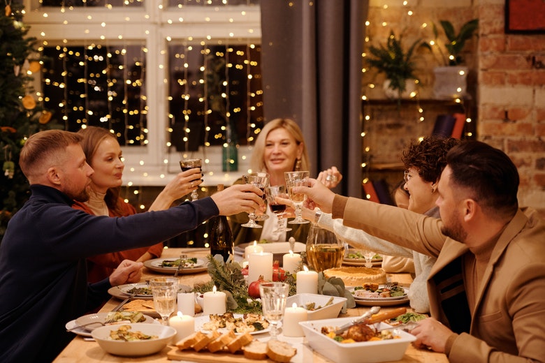 Buikpijn rond de feestdagen? Dit is hoe je dat voorkomt