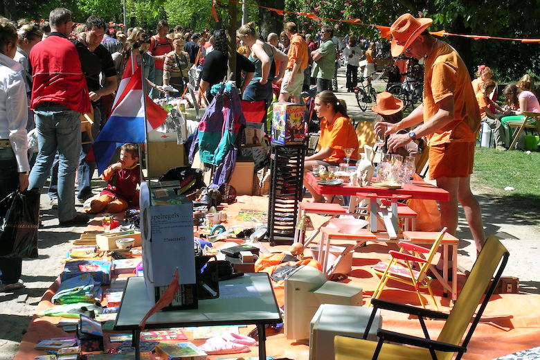 Handig: met deze tips verkoop jij met Koningsdag al je spullen op de vrijmarkt