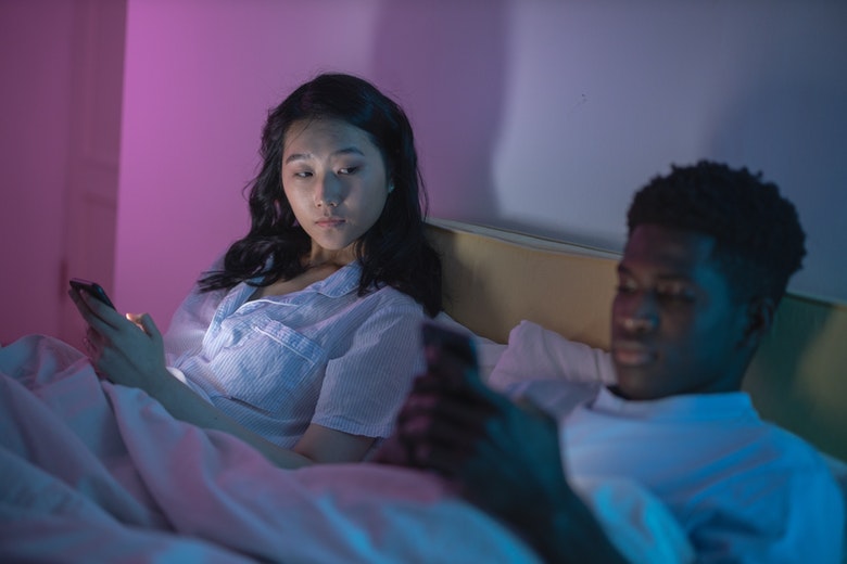 Bestaat er daadwerkelijk zoiets als gezonde jaloezie in een relatie?