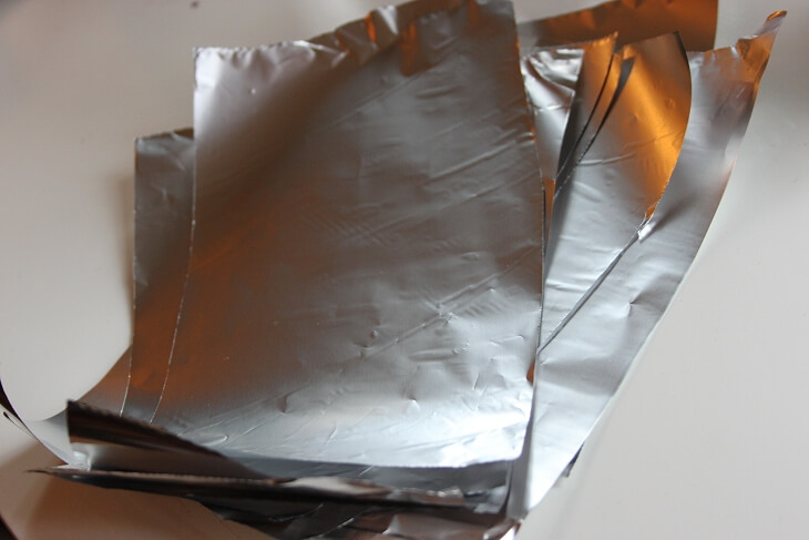 Leg aluminiumfolie op je gezicht en kijk wat er een uur later gebeurt, ongelofelijk!