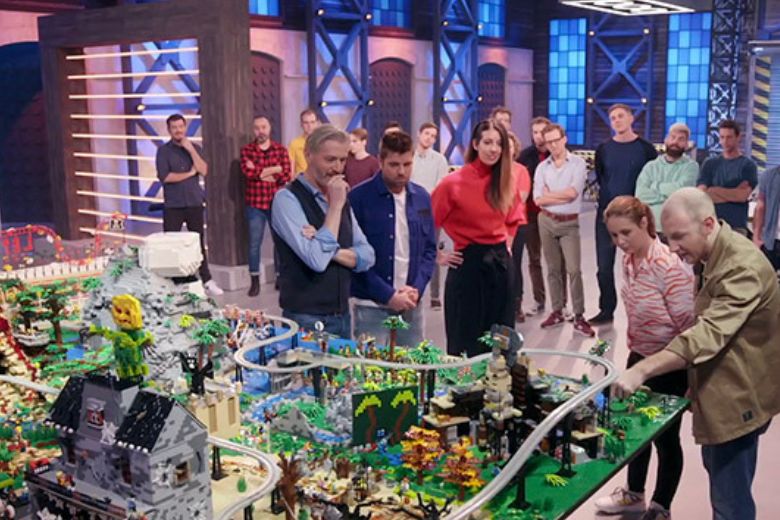 Leuk! Dít is de nieuwe presentator van LEGO Masters