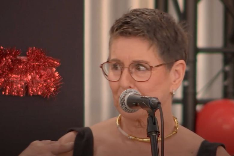 Een Jaar Van Je Leven-Janet deelt leuk nieuws