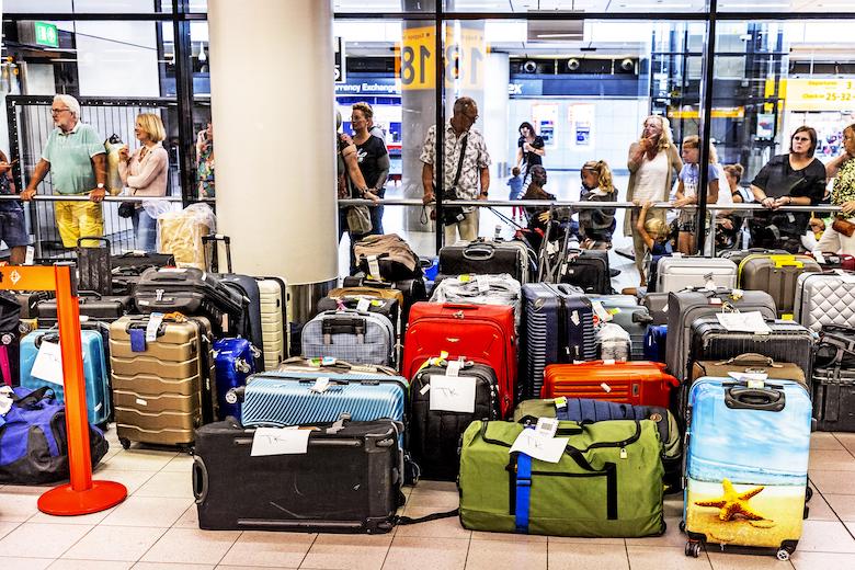 Storing bij KLM: alleen reizen met handbagage via Schiphol