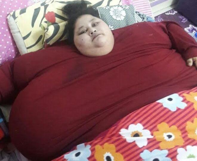HEFTIG: de zwaarste vrouw ter wereld (500 kilo) wordt geopereerd!