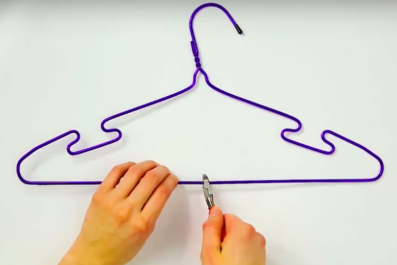 Dit is waarom je een kledinghanger in de keuken zou moeten hangen