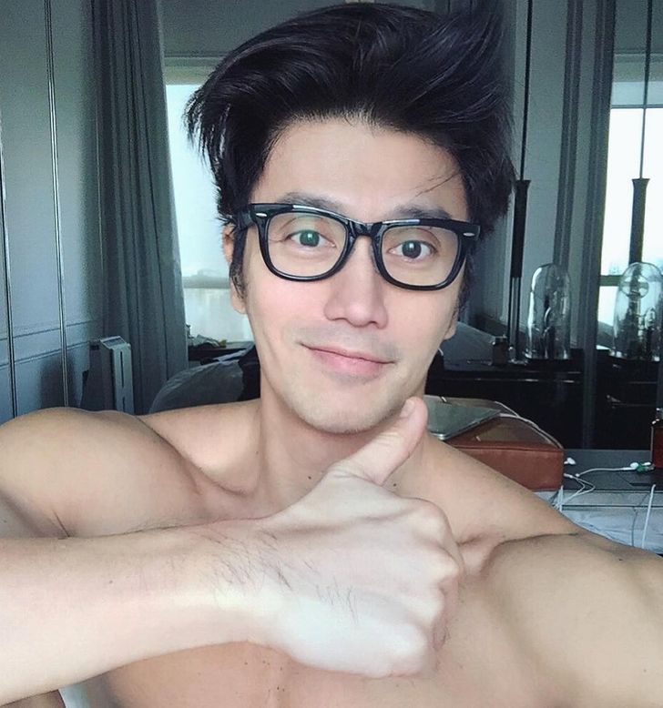 Deze 55-jarige man ziet eruit alsof hij 20 is