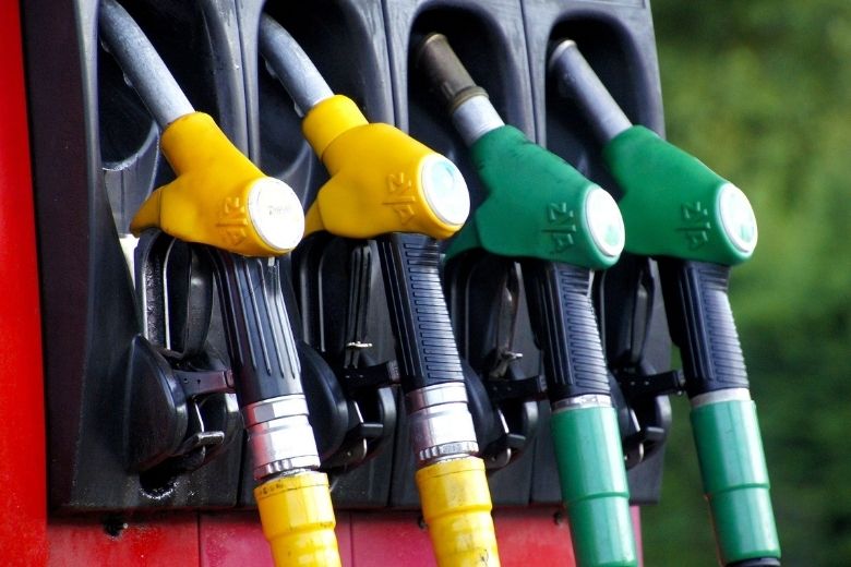 Brandstofprijzen bereiken recordhoogte: 2 euro voor een liter benzine