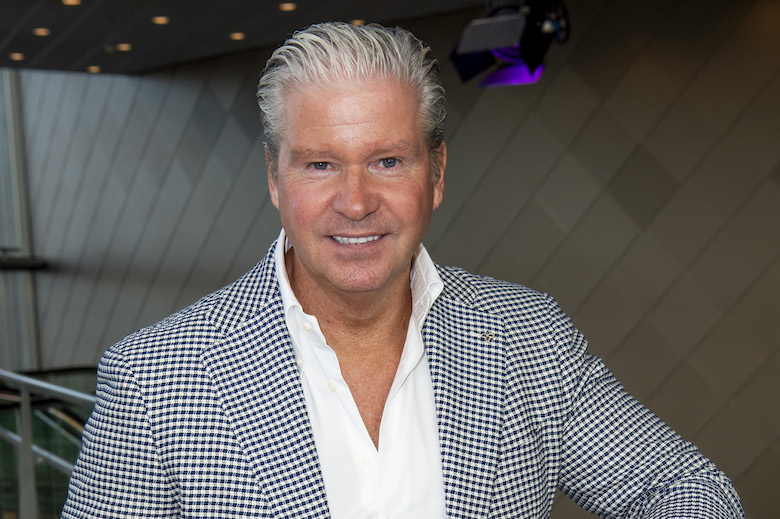 Onthuld: dit is wat Dries Roelvink verdient met een optreden