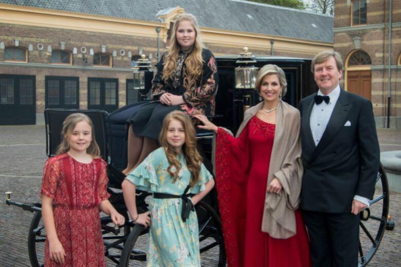 Prachtig! Dit zijn de nieuwe staatsieportretten van Willem-Alexander en Máxima