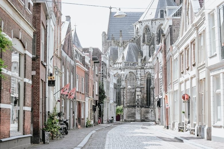 Meerderheid Nederlanders wil stapsgewijze versoepeling lockdown
