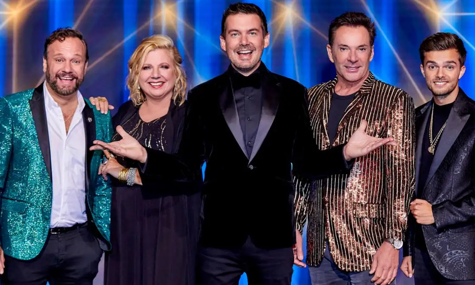 Nick Schilder verrast The Masked Singer-kijkers met optreden