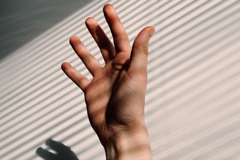Jeuken je handpalmen? Dit zijn vijf mogelijke oorzaken