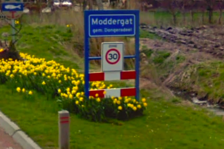 Bizar: Fries dorpje 'Moddergat' ziet naam veranderen naar 'Blabberpoepert'