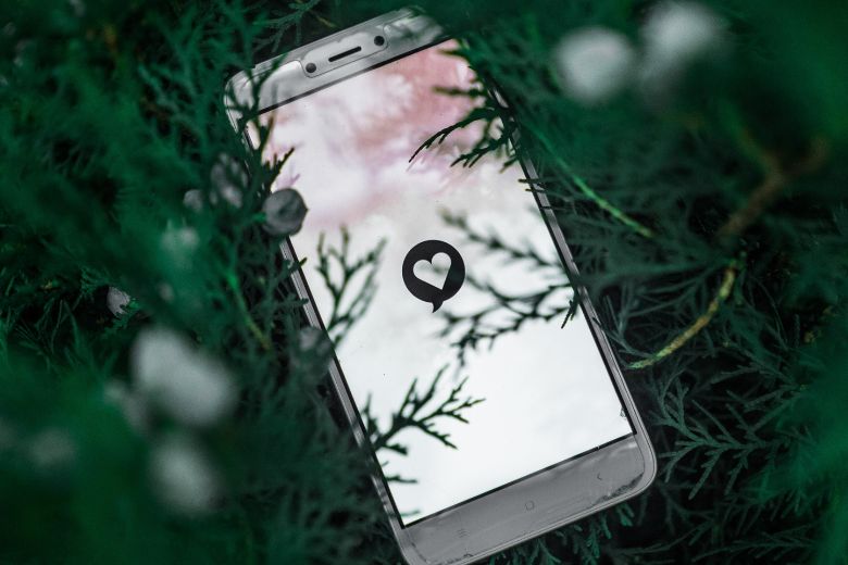 Documentaire The Tinder Swindler is enorm succes: waar gaat het over?