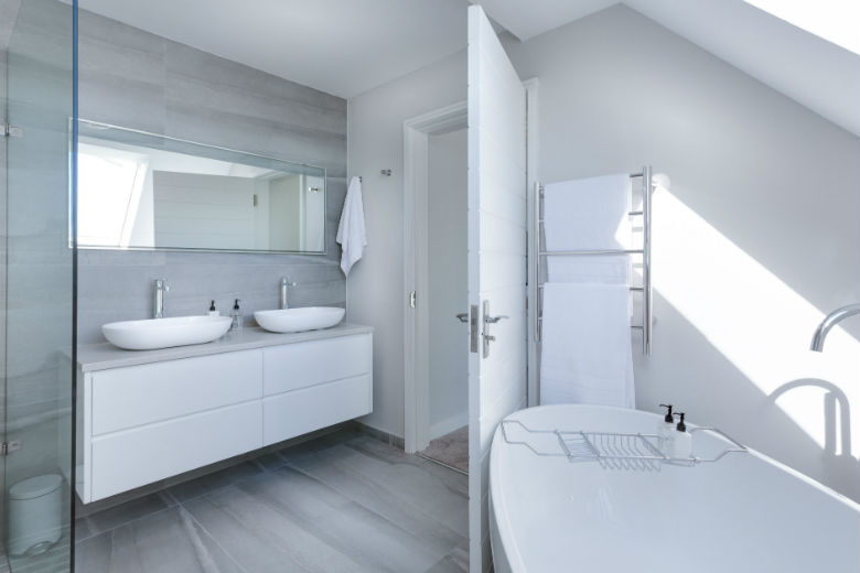 10 tips voor het onderhouden en schoonmaken van je badkamer