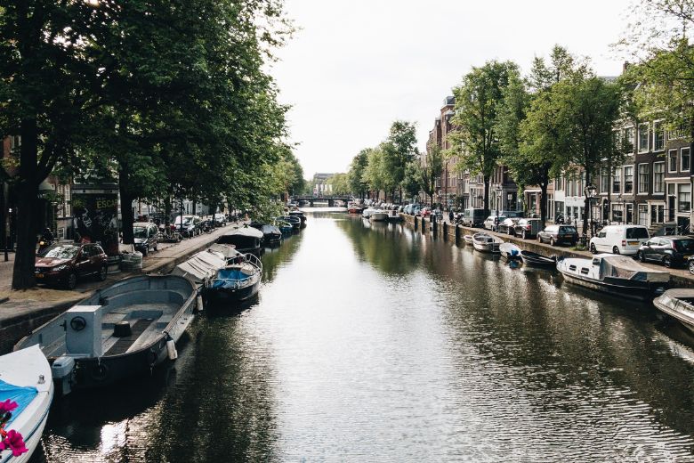 Gemeenten en provincies willen 'wildzwemmen' actief ontmoedigen