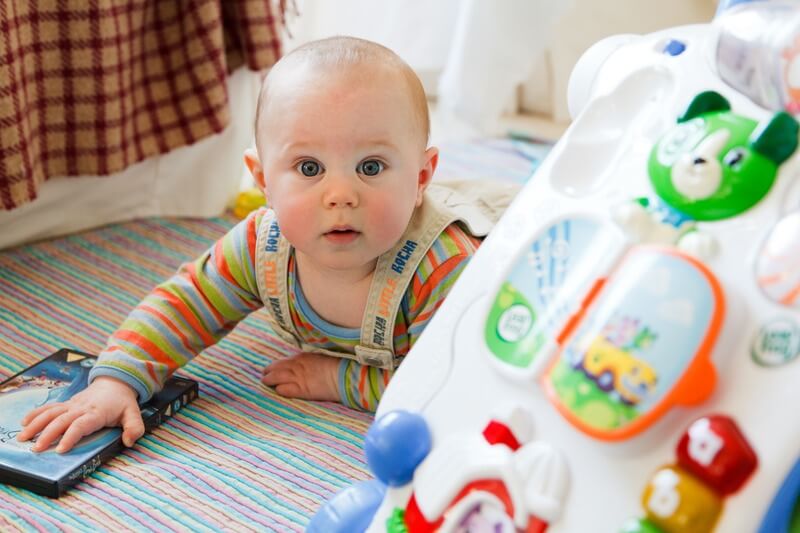 De NVWA roept déze gevaarlijke babyvoeding terug wegens verkeerde verpakking
