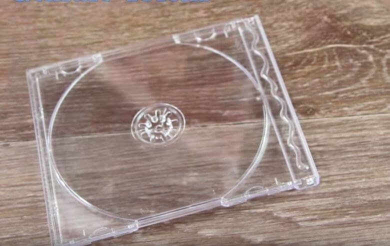 Heb jij nog cd-hoesjes liggen? Je raadt nooit wat je daarvan kan maken!
