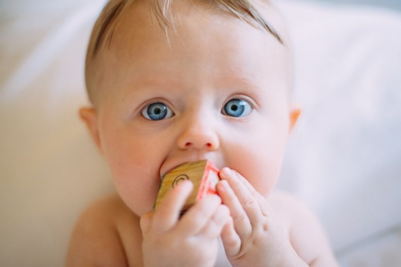 Ouders, pas op met dit populaire broodbeleg, kleine kinderen kunnen er in stikken!