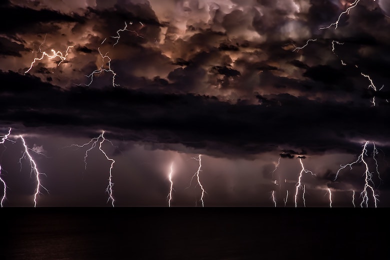 Waarom blijft het weer in Nederland zo wisselvallig? 