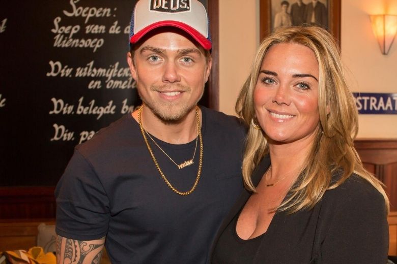 Kritiek op foto André Hazes en Monique Westenberg: 'Slecht voorbeeld'