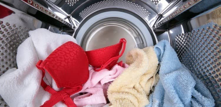 Wacht even met het wassen van je BH's totdat je deze do's en don'ts hebt gelezen!