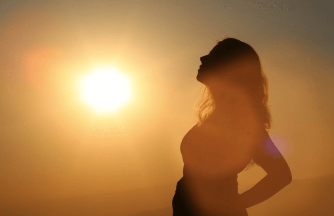 Dit zijn de symptomen van een vitamine D-tekort en zó voorkom je het!