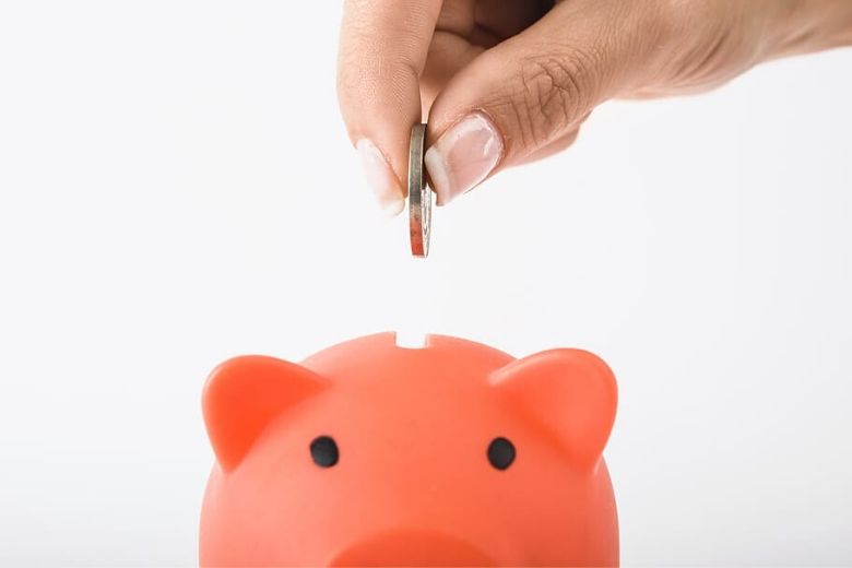 Laag inkomen vanwege de crisis? Dit zijn 6 handige bespaartips
