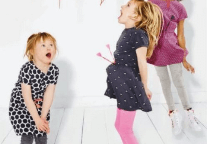 Elise (6) is het allereerste meisje met Down-syndroom in een folder van de Hema!