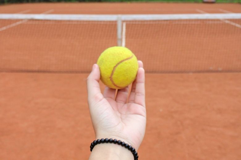 Huis op het oog? Dit is waarom je een tennisbal mee moet nemen naar de bezichtiging