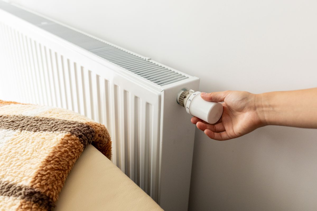 Dit zijn de voordelen van een bakje met water op je verwarming