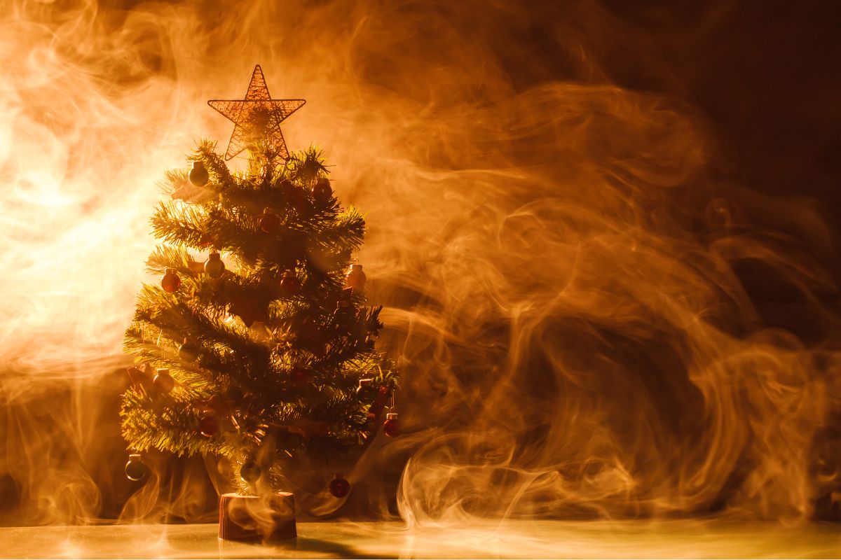 Verwoest je feestdagen niet! Deskundige waarschuwt voor elektrische gevaren tijdens kerst