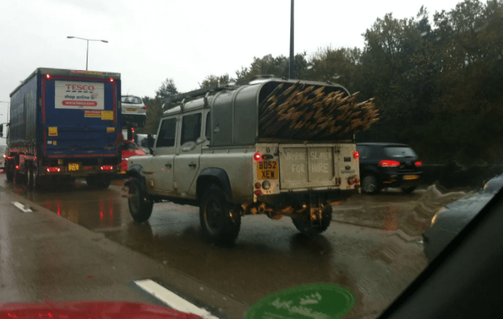 40 Foto’s die bewijzen dat je onderweg echt hele rare dingen tegenkomt