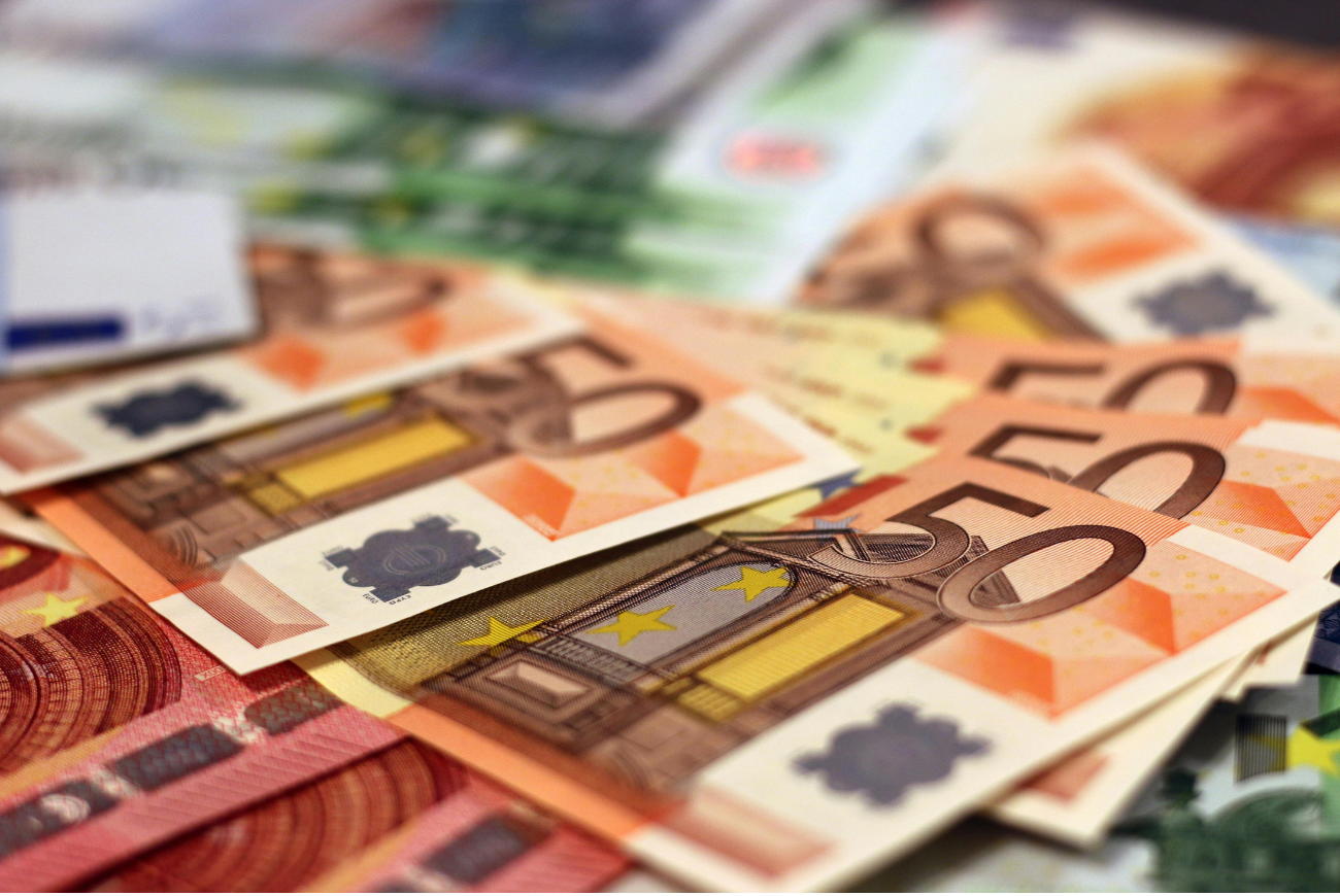 Jonas biecht op: 'Mijn vriendin won 30.000 euro in het casino en gaf alles uit'