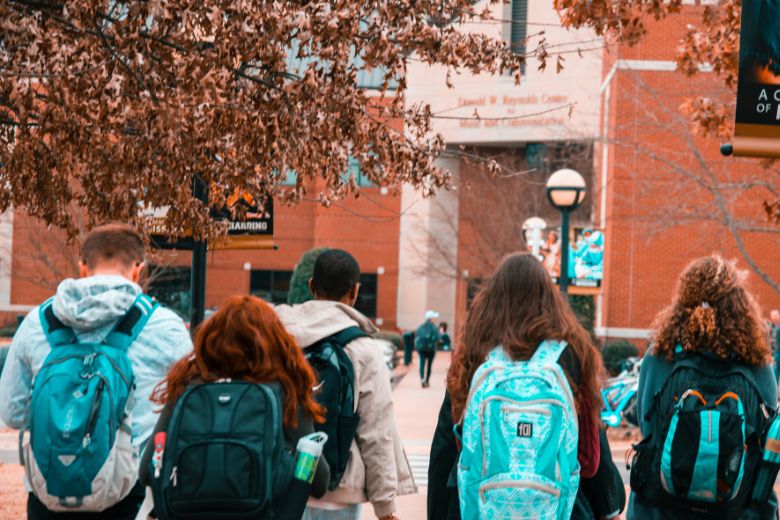 Opnieuw rel om vrouwonvriendelijke berichten Utrechtse studentenvereniging