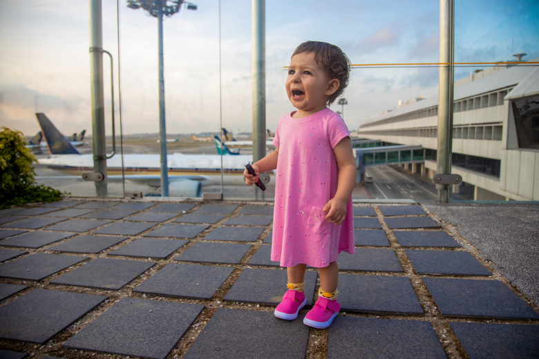 Ouders laten baby achter op luchthaven Tel Aviv en checken zelf wel in