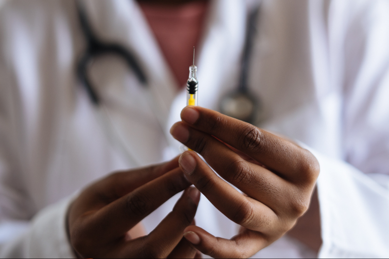 Geprikt met AstraZeneca? Dan krijg je waarschijnlijk een boostervaccinatie