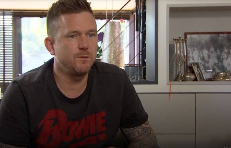 Johnny de Mol deelt: 'We waren al een keer eerder zwanger, maar dat was mis gegaan'