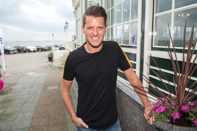 Kees Tol deelt verbluffende transformatie op Instagram