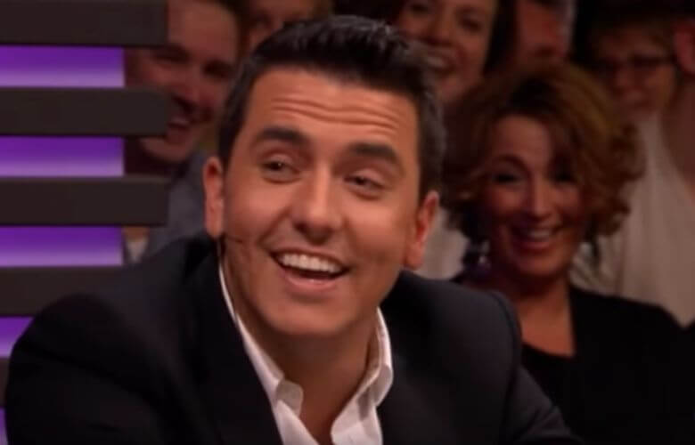 Hoe schattig is dit? Jan Smit deelt foto van dochter Emma's eerste communie