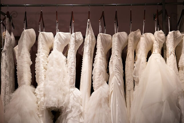ZO ziet een trouwjurk van 1,6 miljoen dollar eruit.. Zou jij hem aantrekken?