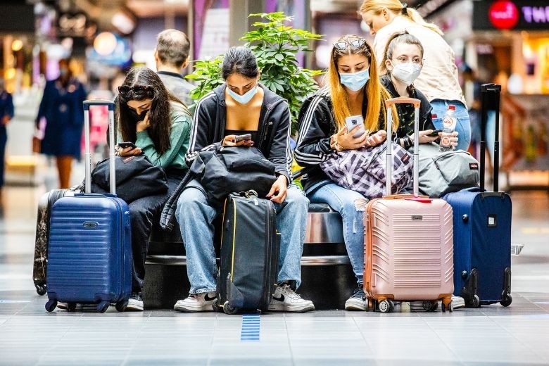 Omikronvariant nu ook in Nederland: 13 mensen besmet