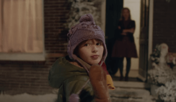 Dít is de reden dat iedereen het over deze emotionele kerstreclame van de Plus heeft