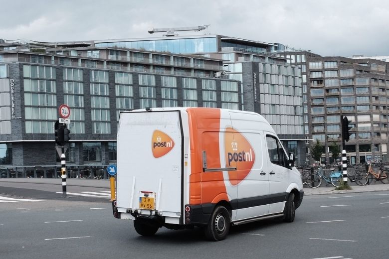 PostNL heeft grens bereikt: 'Kunnen alle online bestellingen niet meer aan'
